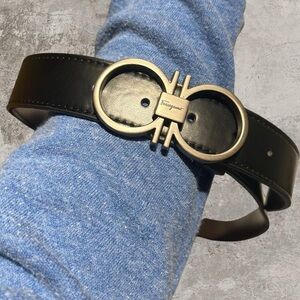 Salvatore Ferragamo Silver Buckle Leather Belt 46